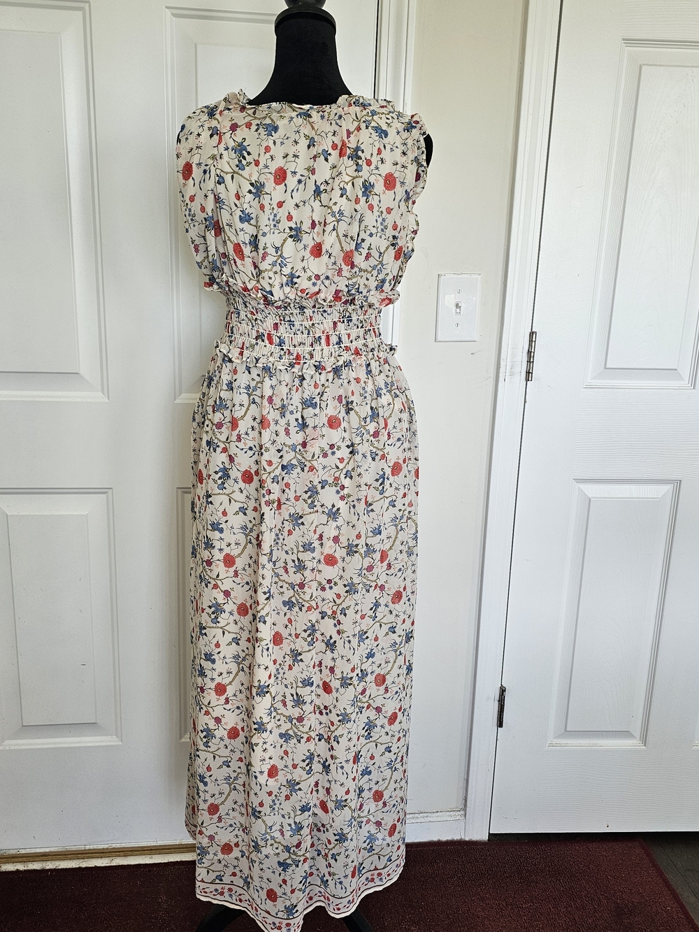 Max Studio Cream Floral Midi Dress with Red & Blue Blooms Size 2 Cottagecore{B26 - Picture 8 of 13
